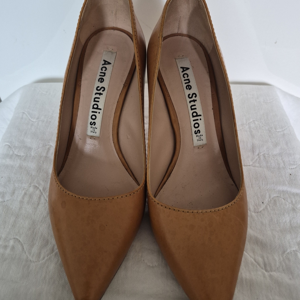 Acne Women's Tan Leather Pointed-Toe Pumps